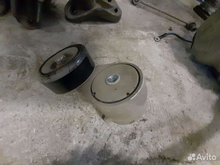 Натяжитель ремня Hyundai Solaris 2011 1.6