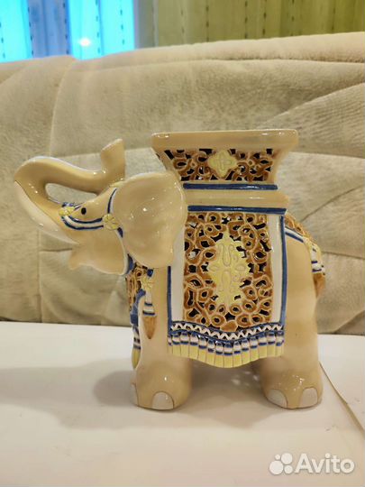 Большая Вьетнамская статуэтка слон