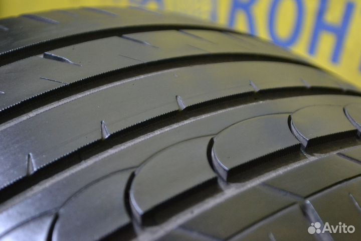 Blacklion BU66 275/35 R19