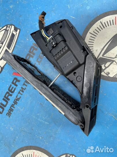 Педаль газа Mercedes-Benz C-Class WDD205 274.910