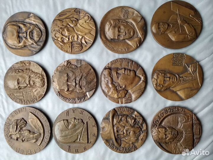 Настольные медали