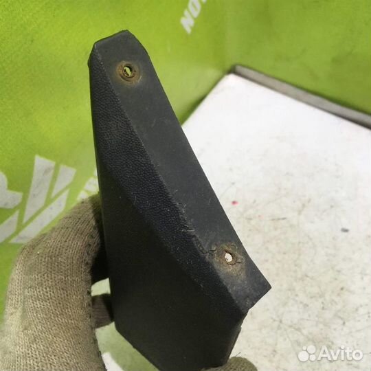 Молдинг переднего правого крыла Фольксваген Пасс