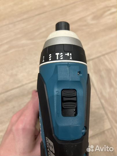 Шуруповерт-винтоверт Makita DTP141 новый