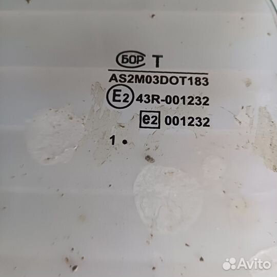 Стекло переднее правое левое двери Ваз-2113