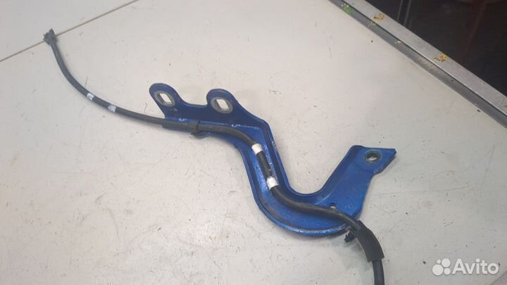 Петля капота Ford Puma 2019–, 2020