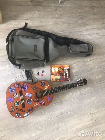 Аккустическая гитара yamaha CG122MC