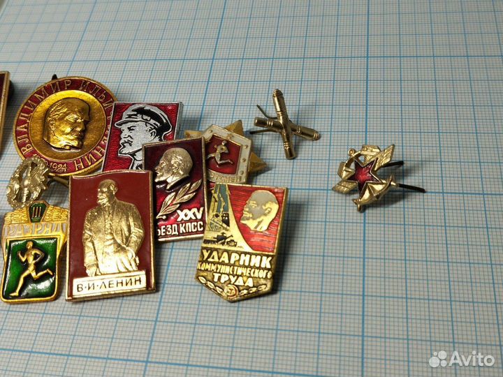 Значки СССР