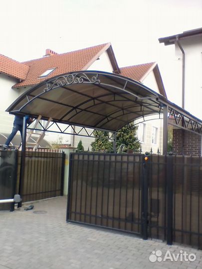 Навесы для автомобиля, козырьки из поликарбоната