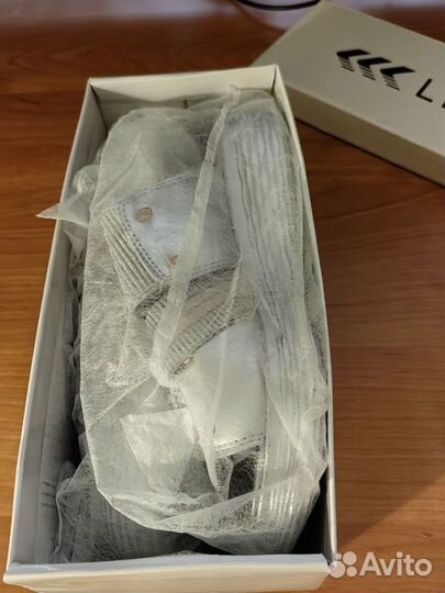 Шлепанцы женские 37