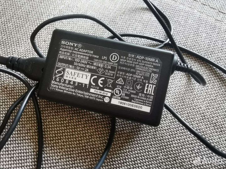 Док станция Sony Ps4