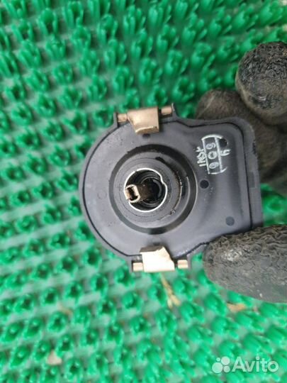 Моторчик амортизатора tems Toyota Crown AWS210