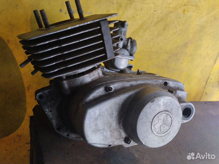 Цилиндр и картера на мото Минск лидер