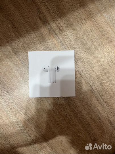 Беспроводные наушники apple airpods