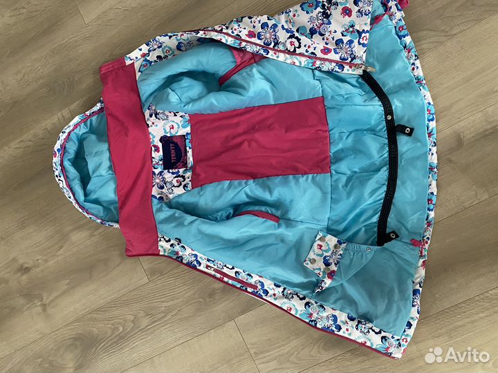 Ветровка женская размер М