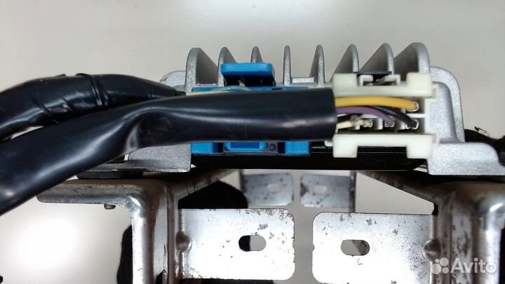 Усилитель звука Infiniti QX56, 2004