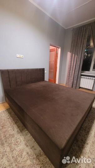 Кровать двухспальная с матрасом бу 160 200