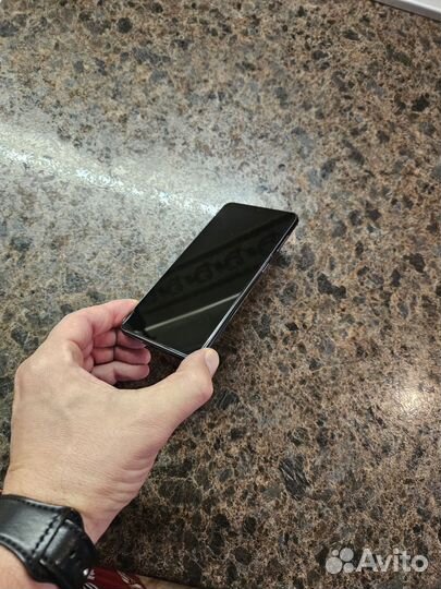 Samsung Galaxy S21 5G, 8/128 ГБ