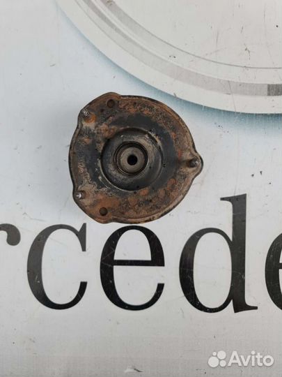 Опора переднего амортизатора Mercedes W211/ W219