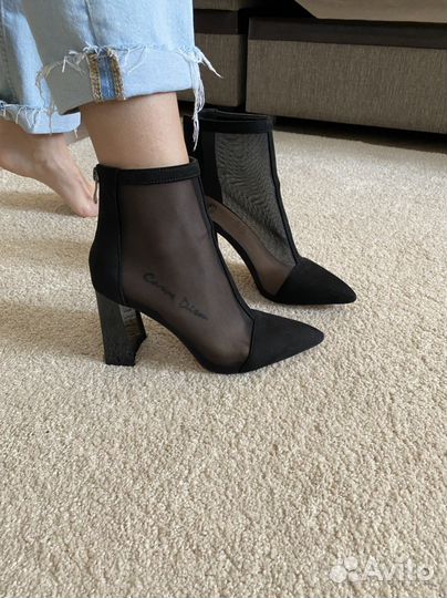 Ботильоны новые