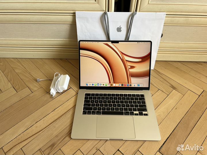 MacBook Air 15 2023 M2 8Gb 256Gb 9 циклов Новый