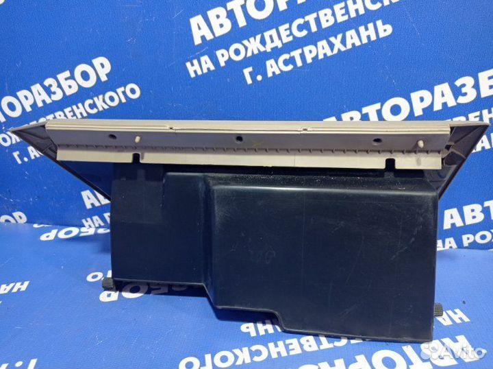 Бардачок Ford F350 пикап A325C 2005