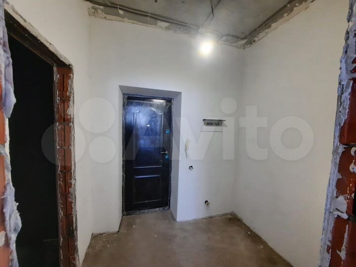 Квартира-студия, 31,7 м², 1/4 эт.