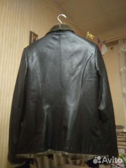 Куртка кожаная женская 48 размер