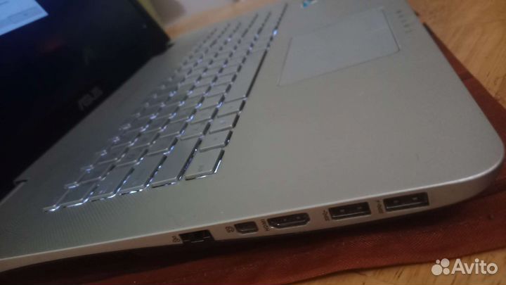 Laptop Asus N751JK 17,3 экран