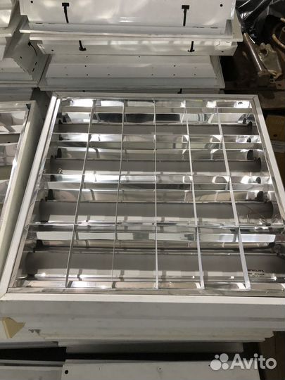 Светильник потолочный встраиваемый