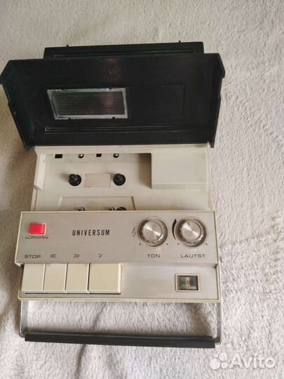Кассетный магнитофон universum ST 2723