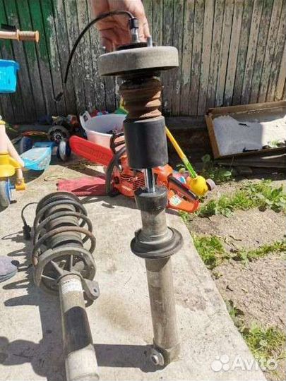 Стойки от BMW