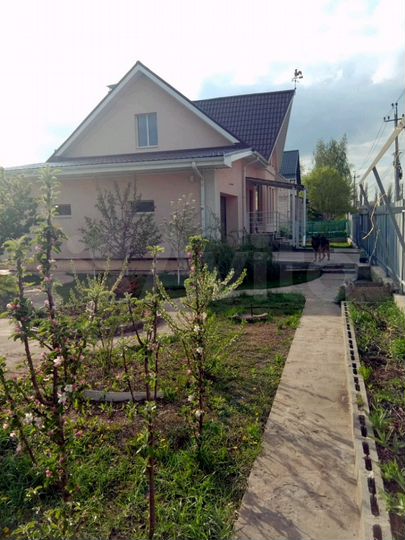 Коттедж 292 м² на участке 6 сот.