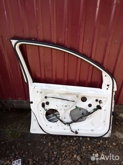 1K4831311 Дверь,рамка на Фольксваген гольф 5