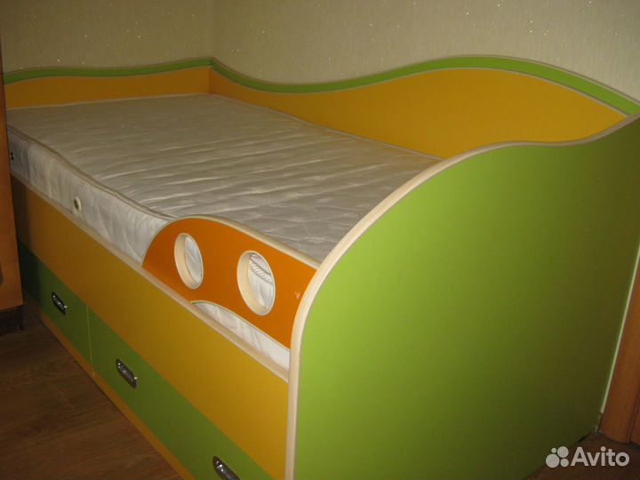 Кровать детская