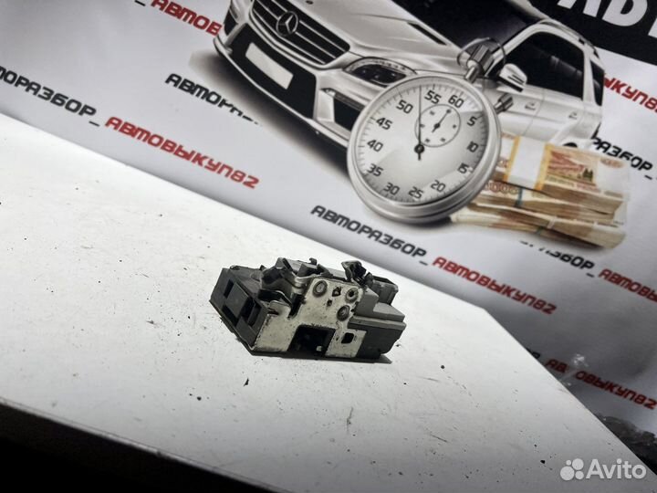 Замок двери передний правый LADA Гранта 11186 2015