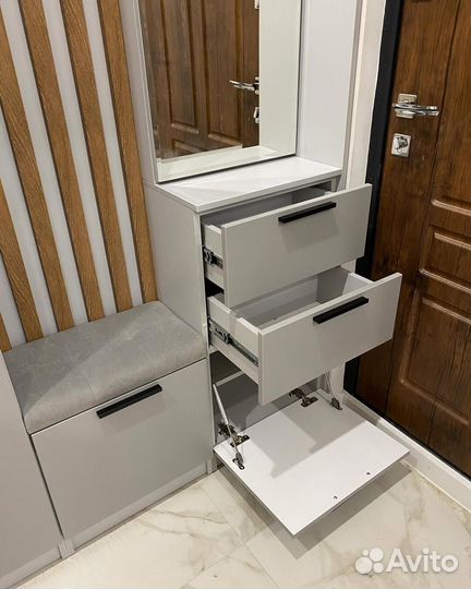 Распашной шкаф на заказ