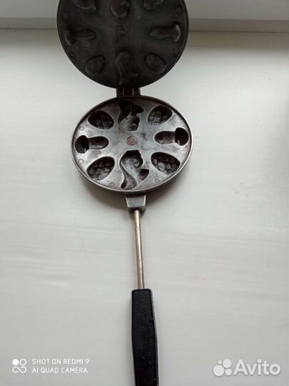 Вафельница орешница СССР