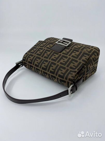 Сумка Fendi mamma baguette