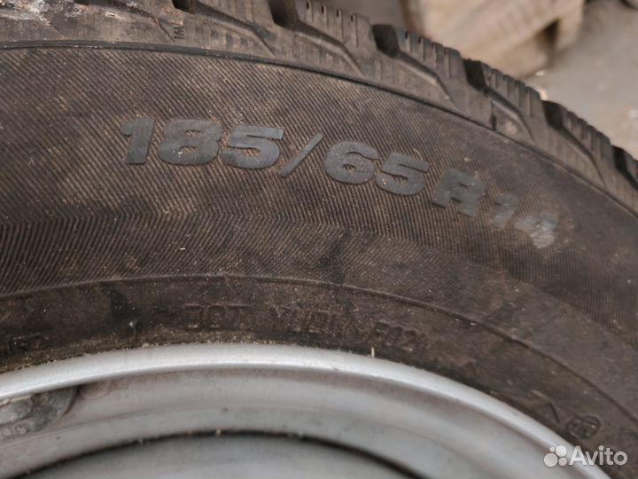 2 колеса 185-65 r14 на штампованных дисках Ваз