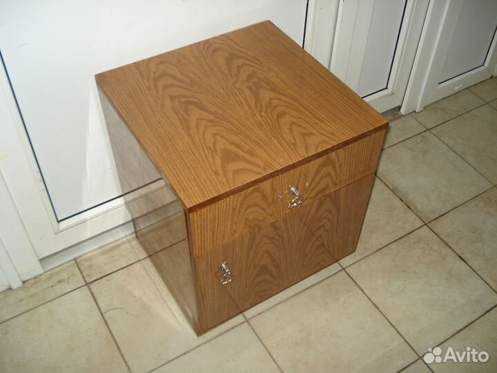 Тумба прикроватная полированная куб СССР Волгоград