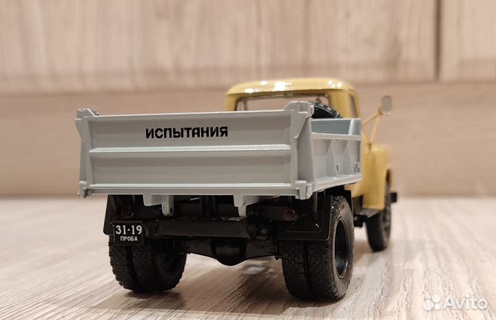 Газ-саз-3504 (газ-52) 1/43