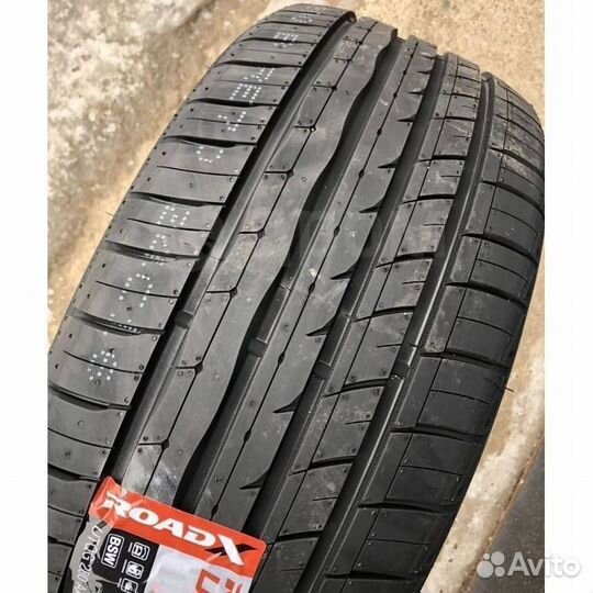 RoadX RXMotion U11 255/35 R19 96Y