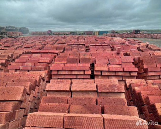 Кирпич красный на стройку