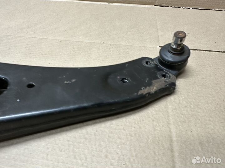 Рычаг передней подвески левый Ford Focus 1