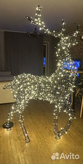 Олень новогодний светящийся