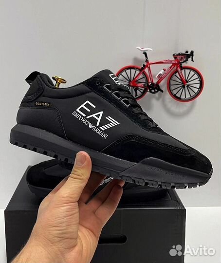 Кроссовки Armani термо