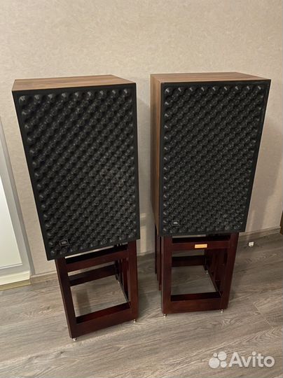 Акустическая система JBL L166 Horizon