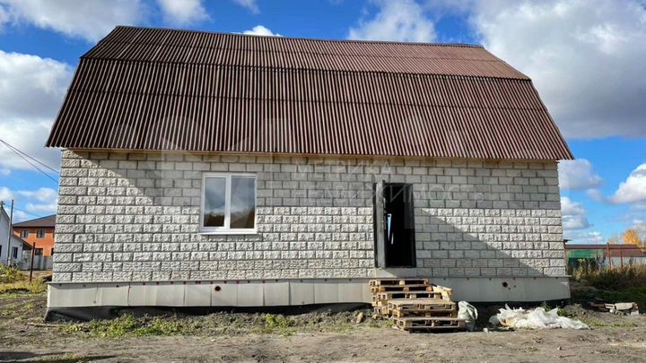 Дом 86 м² на участке 13,6 сот.