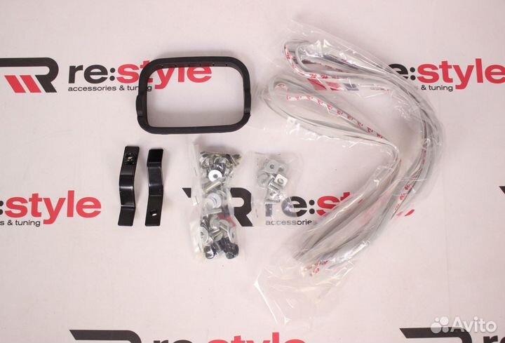 Обвес Toyota Land Cruiser 200 с 16 Modellista P708