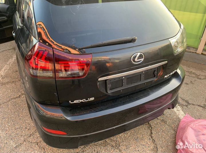 Стоп сигналы Lexus RX330 LED стиль 2019 года